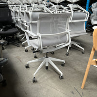 Vitra Physix Vergaderstoel | Licht grijs