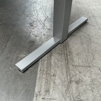 Gispen TM Slingerbureau | 180x90 cm | Hoogte 62-84 cm | Licht Eiken