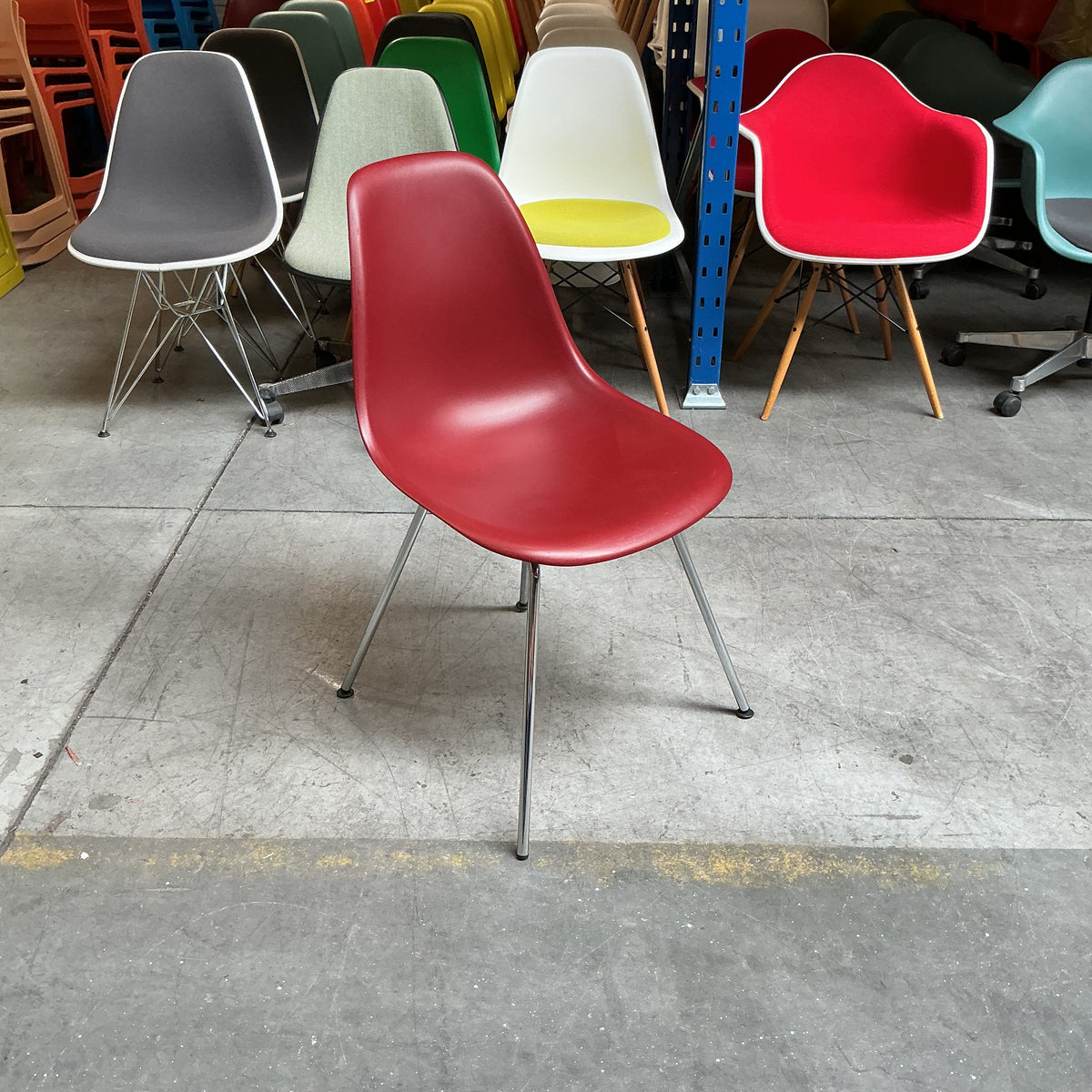 Vitra DSX Design Stoel | Donkerrood | Chroom
