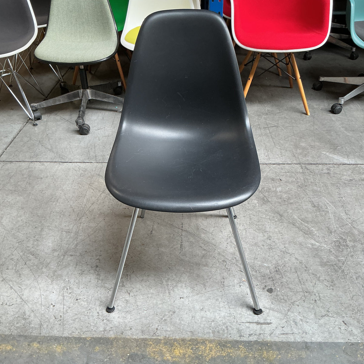 Vitra DSX Design Stoel | Zwart | Chroom