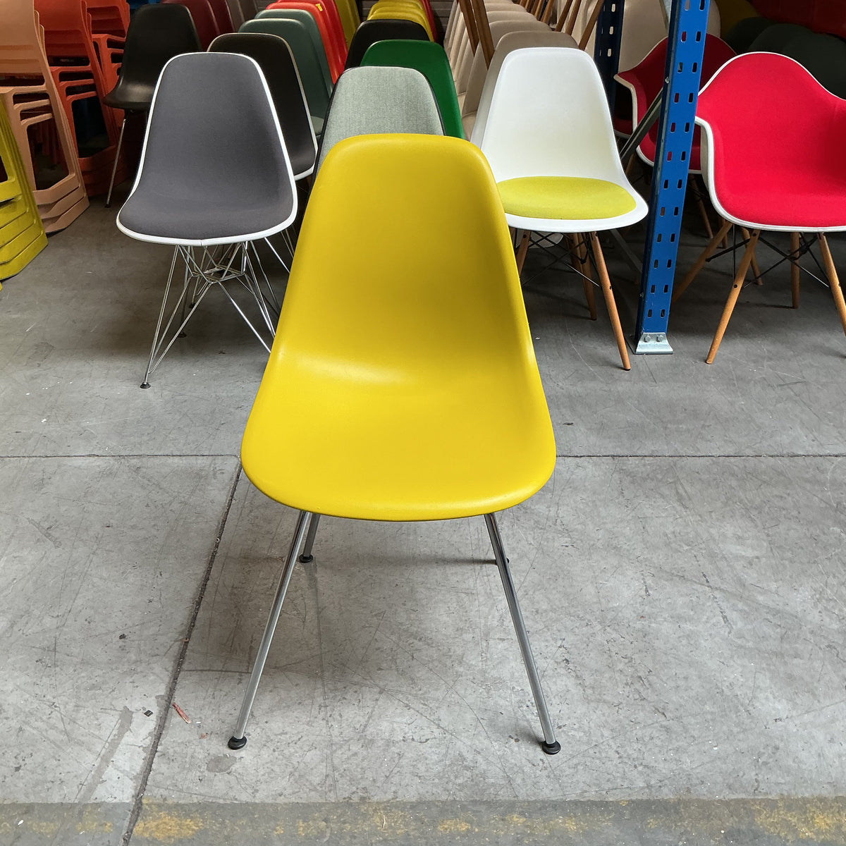 Vitra DSX Design Stoel | Mosterd Geel | Chroom