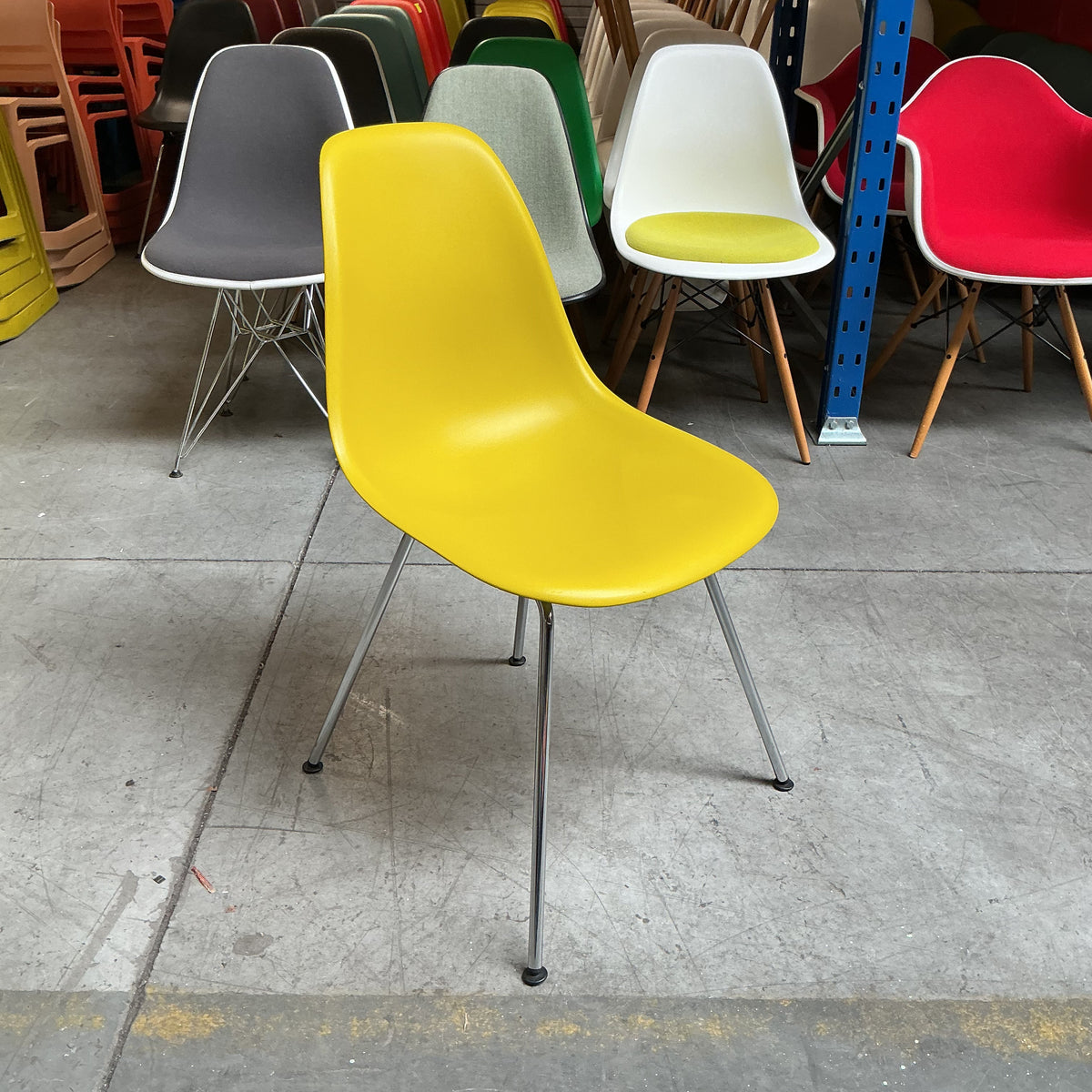 Vitra DSX Design Stoel | Mosterd Geel | Chroom