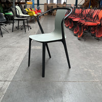 Vitra Belleville Chair Stoel | Licht Grijs | Kunststof