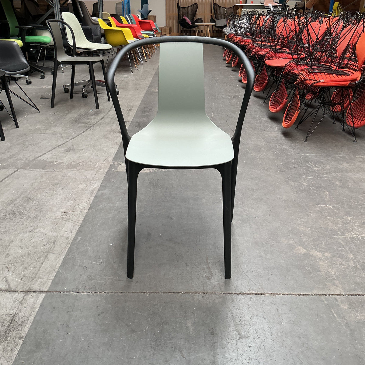 Vitra Belleville Chair Stoel | Licht Grijs | Kunststof