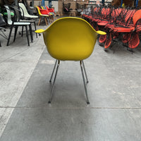 Vitra Eames DAX Design Stoel | Geel | Grijze Zitting