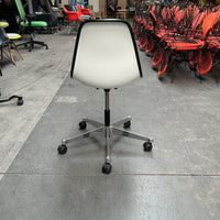 Vitra Eames PSCC Bureaustoel | Groen