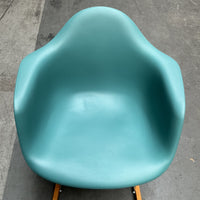Vitra Eames RAR Design Stoel | Schommelstoel | Zeegroen