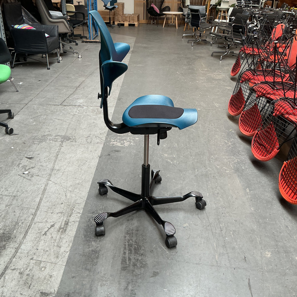 HAG Capisco 8010 Puls Bureaustoel | Zithoogte 47-65 cm | Petrol