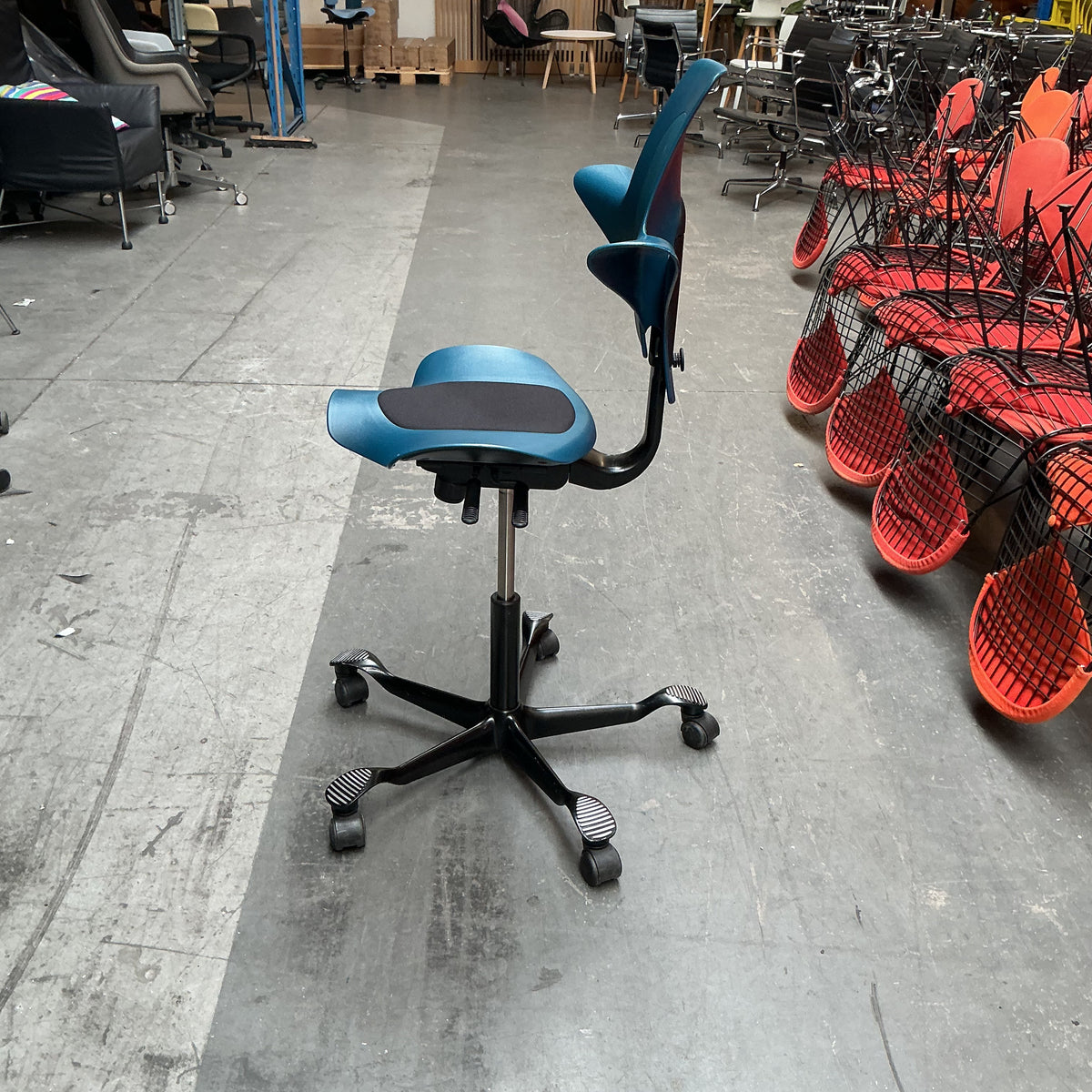 HAG Capisco 8010 Puls Bureaustoel | Zithoogte 47-65 cm | Petrol